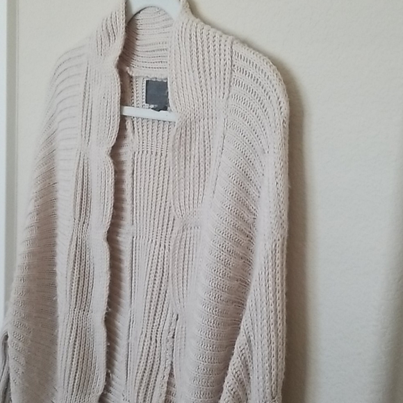 ⚡{Anthropologie} Sunday in Brooklyn Cardigan - Picture 2 of 6